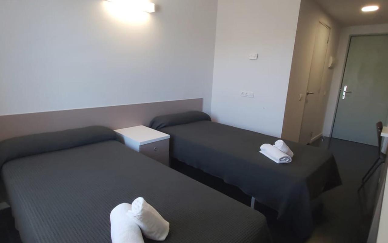 Residencia Universitaria Resa Roberto De Nobili Sant Cugat del Vallès Екстериор снимка